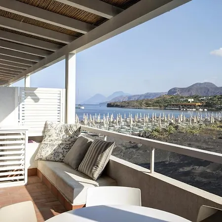 Vulcano Les Sable Noir Apartment